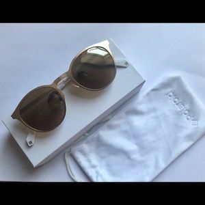 Polaroid, gold metal sunglasses. Polarized.